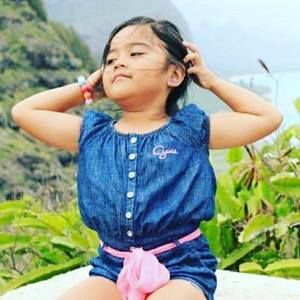 Meet your Posher, Krystelle joy